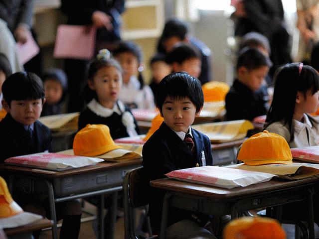 Sự khác biệt thú vị trong ngày tựu trường của học sinh khắp thế giới