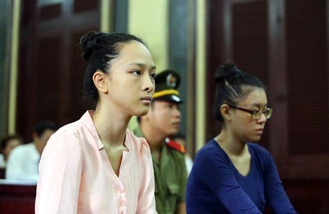 Nóng trong tuần: “Thượng đế” tát nữ nhân viên mang bầu và cái kết - 6