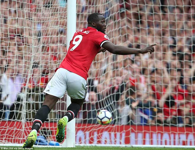 MU mở màn ngoại hạng Anh như mơ: Lukaku đáng giá từng xu - 3