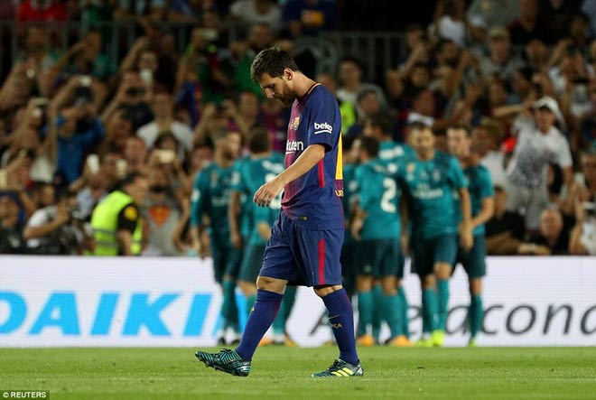 Đại tiệc Barca - Real: Messi lê bước, Ronaldo ăn mừng &#34;phơi áo&#34; - 11