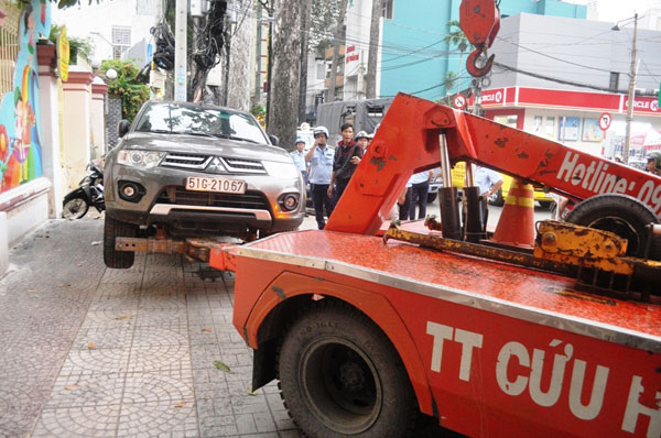 Nóng 24h qua: Điều tra 19 biển số xe “cố tình cản trở” nhân viên trạm Cai Lậy - 2