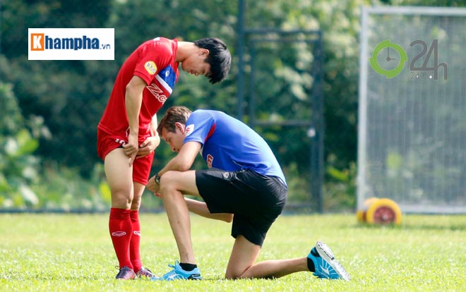 U22 Việt Nam &#34;luyện công&#34; giữa trưa nắng, đấu “đàn em Ronaldo Campuchia” - 2