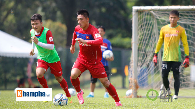 U22 Việt Nam &#34;luyện công&#34; giữa trưa nắng, đấu “đàn em Ronaldo Campuchia” - 6