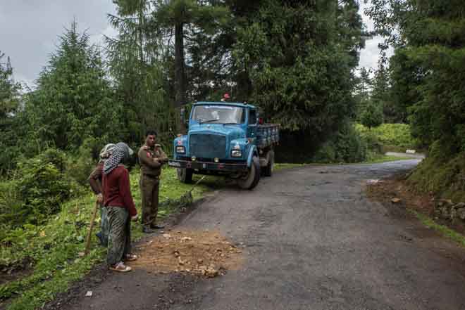 Quốc gia nhỏ bé nín thở trước nguy cơ chiến tranh Trung-Ấn - 4