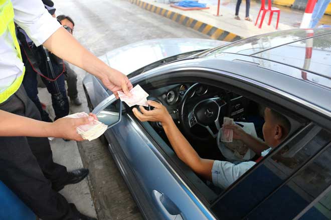 Nóng 24h qua: Bộ trưởng GTVT lên tiếng về việc đặt trạm thu phí BOT Cai Lậy - 1