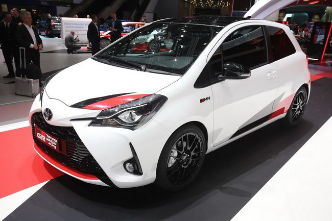 Toyota Yaris phiên bản xe đua sản xuất giới hạn chỉ 400 chiếc - 1