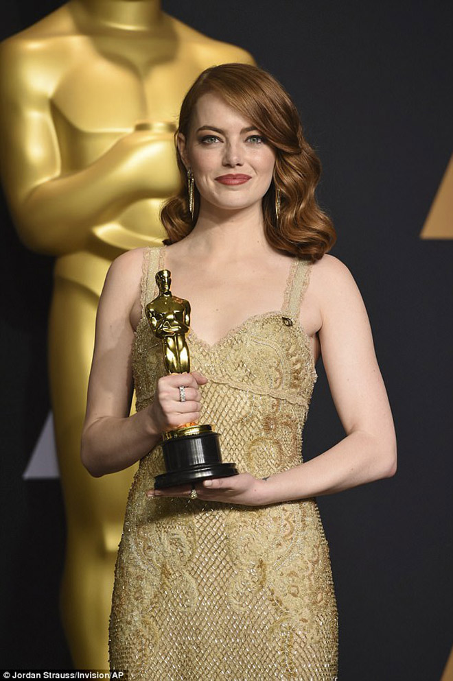 Mỹ nhân "La La Land" Emma Stone có mức thù lao cao nhất thế giới - 1