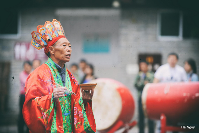 Chuyến đi Phượng Hoàng cổ trấn chất lừ của nữ du khách Việt khiến dân mạng ganh tỵ - 35