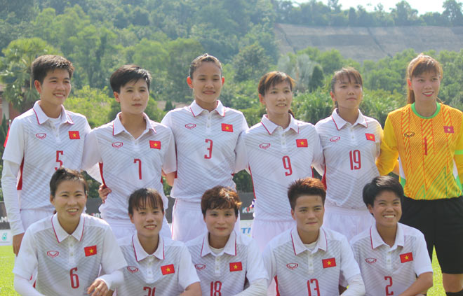 SEA Games: Gồng mình ở “lò thiêu”, tuyển nữ Việt Nam vẫn ca khúc khải hoàn - 1