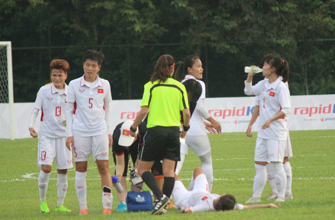 SEA Games: Gồng mình ở “lò thiêu”, tuyển nữ Việt Nam vẫn ca khúc khải hoàn - 5