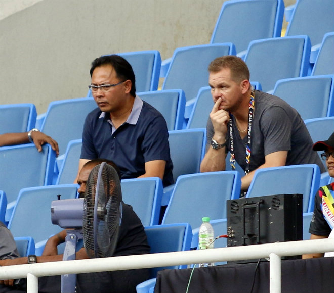 Muốn làm &#34;vua&#34; SEA Games, HLV Hữu Thắng &#34;do thám Messi Indonesia&#34; - 9