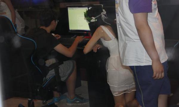 Hot girl TQ làm "dịch vụ đặc biệt" kiếm trăm triệu/tháng - 14