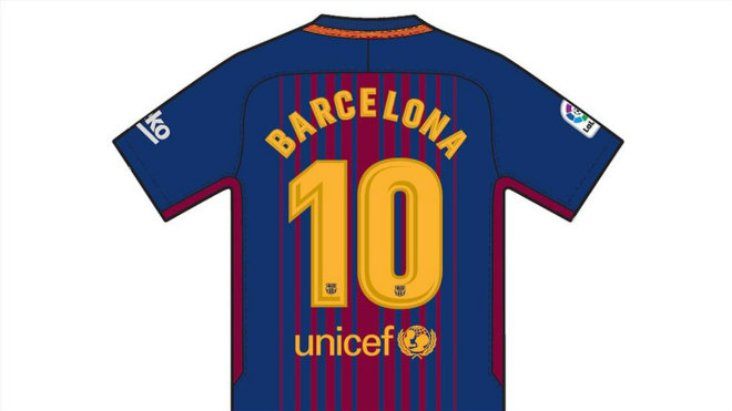 Tin HOT bóng đá tối 19/8: Barca mặc &#34;áo độc&#34; vì nạn nhân khủng bố - 1