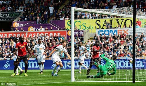Chi tiết Swansea - MU: &#34;Quỷ đỏ&#34; đại phá Liberty (KT) - 7