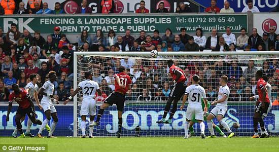 Chi tiết Swansea - MU: &#34;Quỷ đỏ&#34; đại phá Liberty (KT) - 6