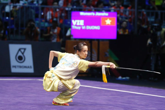 &#34;Nữ hoàng wushu&#34; Thúy Vi: HCV SEA Games đầu tiên & vinh quang chói lọi - 5