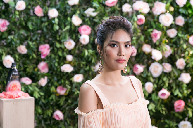 Phạm Hương, Lan Khuê lần đầu nói về bí mật mùi hương cao cấp từ Pháp - 2