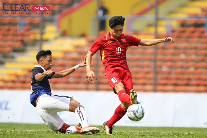 Công Phượng nỗ lực chứng minh “tinh thần bất bại” tại SEA Games 29 - 2