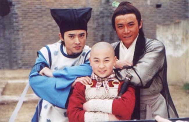 Thích Tiểu Long từng có cơ hội đóng vai Triển Chiêu trong “Tuổi trẻ của Bao Thanh Thiên 2” đóng cùng Lục Nghị và Nhậm Tuyền.