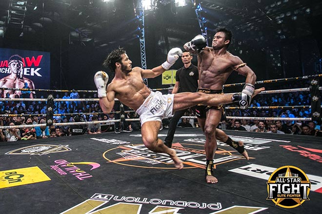 Nóng: &#34;Thánh Muay&#34; Buakaw 161 giây đấm gục nhà vô địch châu Âu - 4