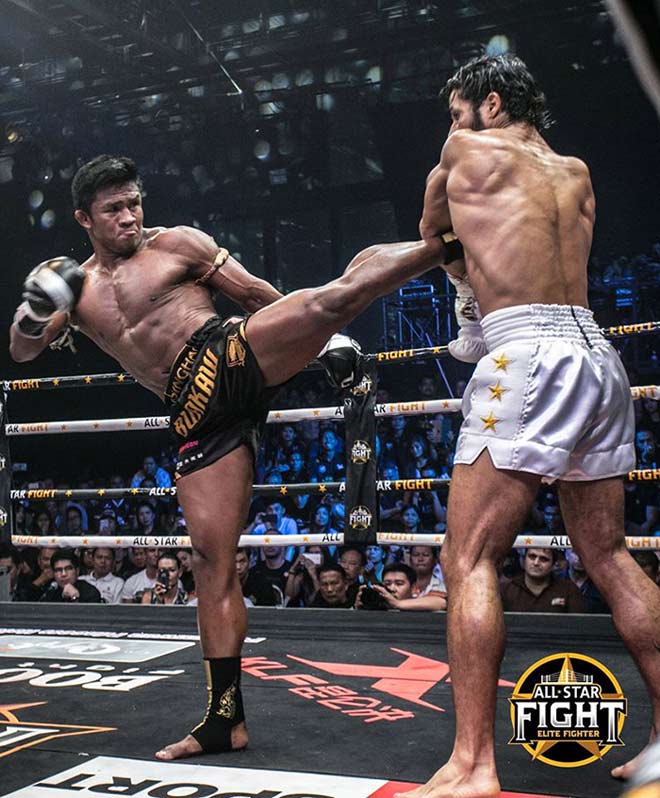 Nóng: &#34;Thánh Muay&#34; Buakaw 161 giây đấm gục nhà vô địch châu Âu - 2