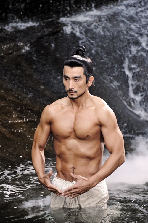 Ngây ngất trước thân hình điểm 10 của 4 "anh già" xứ Hàn - 5