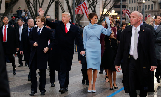 Mật vụ Mỹ hết tiền để bảo vệ gia đình tổng thống - 1