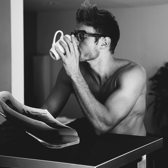 Cách thưởng thức đàn ông: Chậm rãi như tách cà phê - 1