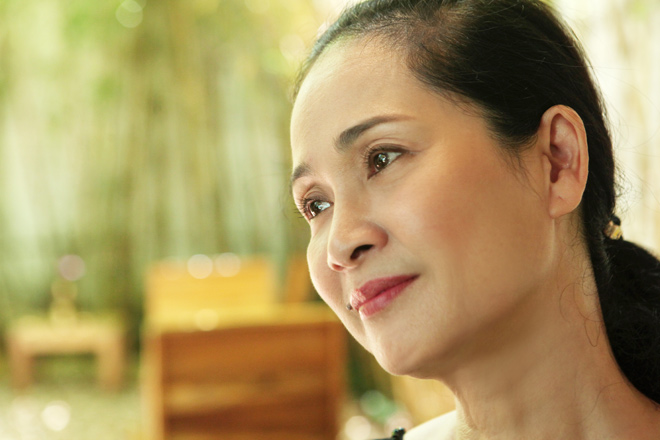 “Mẹ chồng” Lan Hương khóc vì thuốc ung thư giả - 1