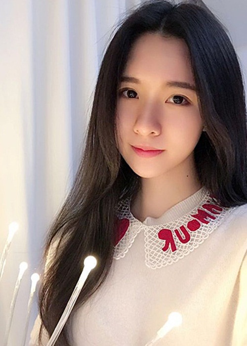 Cô gái 25 tuổi kiếm được 100 tỷ nhờ nghề "giao lưu" - 6