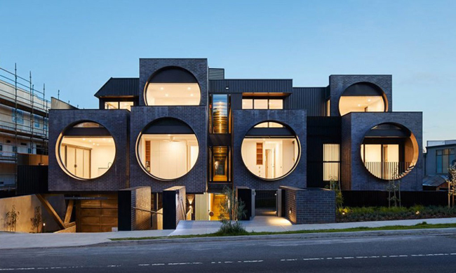 Khu chung cư Cirqua tọa lạc ở ngoại ô thành phố Melbourne, Australia, tuy có diện tích không lớn nhưng lại vô cùng hút mắt nhờ thiết kế độc đáo đầy ấn tượng.