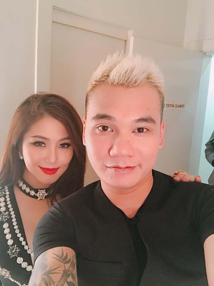 Tình cũ Công Phượng khoe eo thon, dáng chuẩn - 11