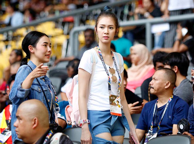 Hoa hậu Thái Lan thu hút mọi ánh nhìn ở SEA Games 2017 - 1