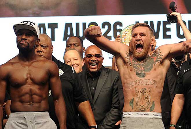 McGregor và Mayweather khẩu chiến dữ dội trước &#39;Siêu kinh điển&#39; - 1