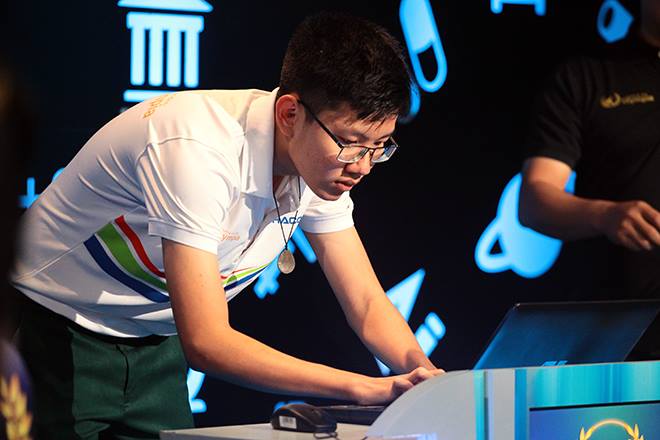 “Cậu bé Google” Nhật Minh vô địch Olympia 2017 - 9