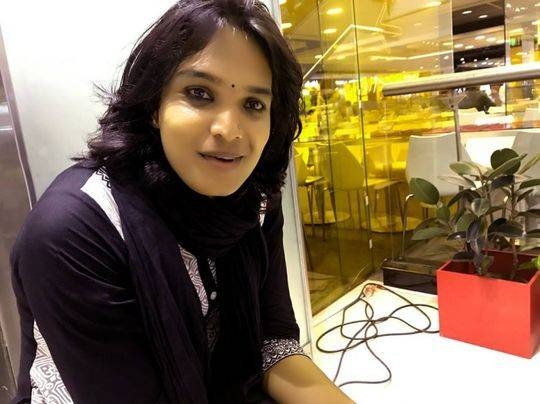 Tiếng sét ái tình của cặp đôi gặp nhau nhờ đi chuyển giới - 3