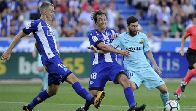Barca: Ánh sáng của &#34;ngọn hải đăng&#34; Messi tuổi 30 - 1