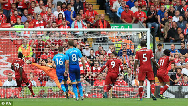 Liverpool - Arsenal: Sức tấn công không tưởng - 1
