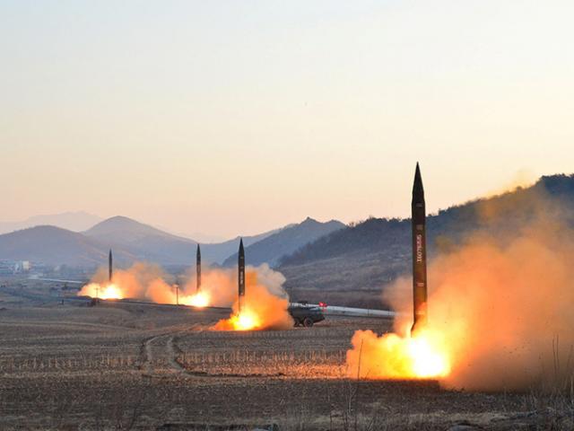 Triều Tiên bắn tên lửa xuyên qua không phận Nhật Bản