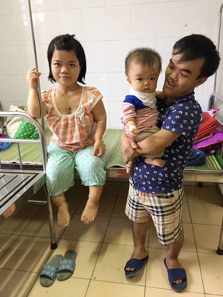 Hạnh phúc ngọt ngào của cặp đôi 1,1m, lùn nhất tỉnh Điện Biên - 1