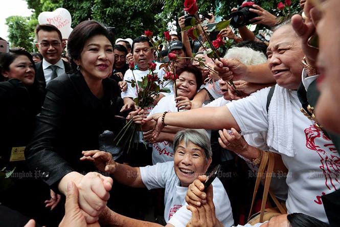 Yingluck Shinawatra: Người liên tục khiến chính trường Thái Lan ‘dậy sóng’ - 5