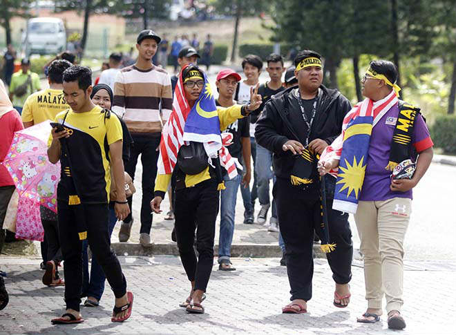 Thiếu nữ xinh Malaysia háo hức &#34;đấu&#34; vạn fan Thái Lan chung kết SEA Games - 3