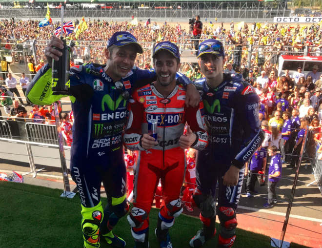 Đua xe MotoGP, British GP: “Vua” gục ngã, kẻ trị vì mới dần lộ diện - 4