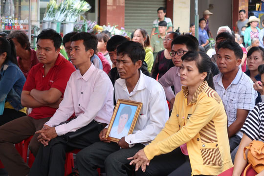 Giết người sau khi hỏi tên - 2