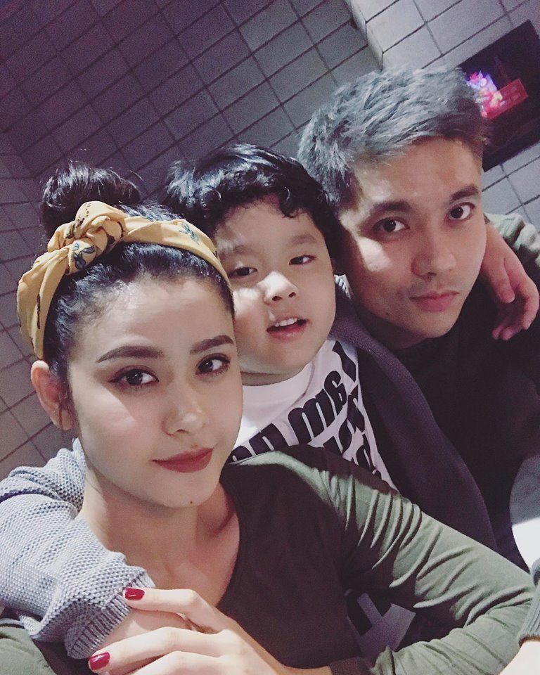 Tình cũ Lương Bằng Quang khoe ảnh trên giường quá nóng bỏng - 12