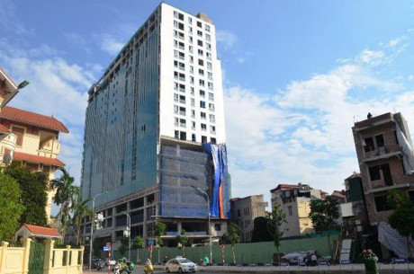 Nóng 24h qua: Cụ ông lý giải việc giành giật xe cá viên chiên với cán bộ dẹp vỉa hè - 3