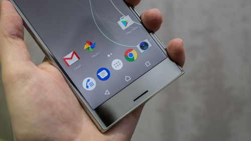 Sony G8541 màn hình 6.2 inch, chạy Android Oreo - 1