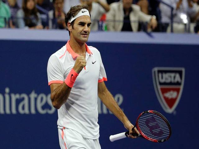 Clip hot US Open: Federer vờn trái rồi dập phải, đối thủ chỉ biết “khóc”