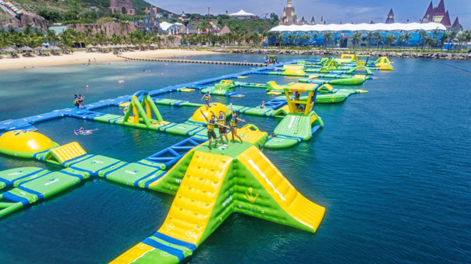 4 kiểu “phá đảo kỷ lục” Vinpearl Land Nha Trang cùng đồng đội - 1