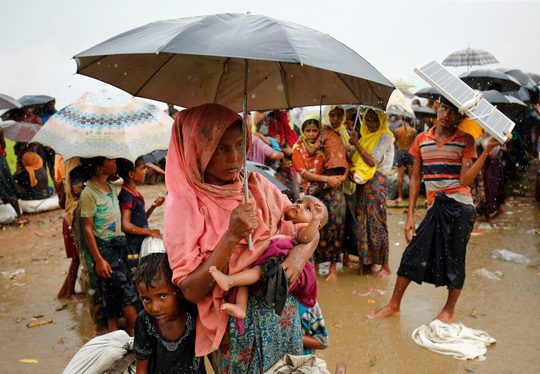 Myanmar: Đụng độ đẫm máu, gần 400 người chết - 1